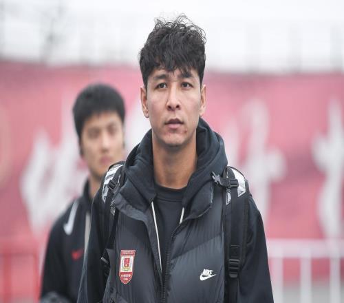 恒大冠軍中場或加盟遼寧鐵人，國青后衛(wèi)+26歲即戰(zhàn)力，也有意加盟