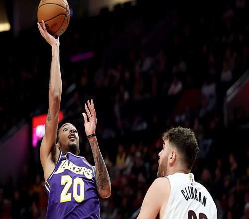 發展聯盟賽場表現穩定，湖人后場新星能否重新回到輪換陣容