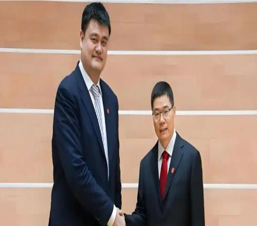 CBA的苦澀！3個外援得88分，全隊得99分球迷：姚明看懵了吧