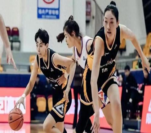 7連勝不敗！廣東女籃憑什么碾壓北京第三節防守+00后雙核是關鍵