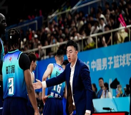 CBA新賽季最大黑馬！爆冷贏兩場(chǎng)，常年倒數(shù)今年蛻變沖擊季后賽