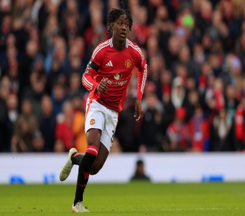 英媒報(bào)道梅努在考慮離開曼聯(lián)，他對(duì)兄弟秀T恤的事情并不知情，并且十分尊重曼聯(lián)_英超直播