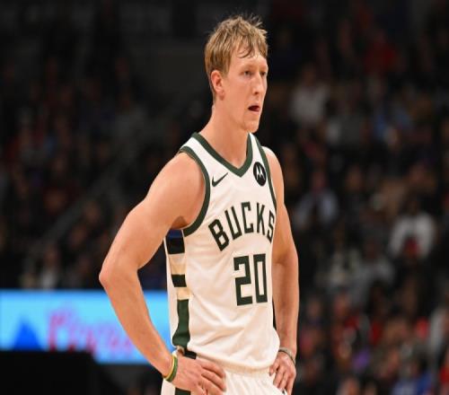 本賽季NBA底角三分王揭曉AJ格林獨(dú)占鰲頭雄鹿三名球員入圍前十_NBA直播