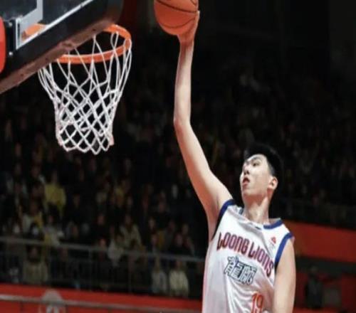 生涯之夜！徐昕奉獻(xiàn)27分14籃板4帽統(tǒng)治級(jí)表現(xiàn)，命中率高達(dá)85%