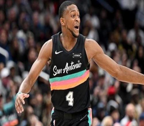 福克斯：我們都清楚接下來與雷霆的對話會吸引很高的關(guān)注度