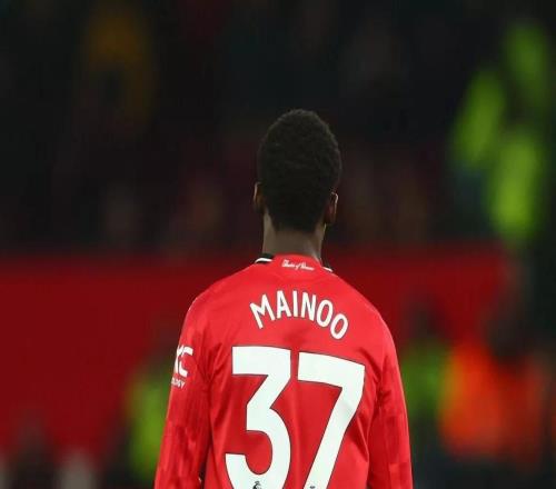 前英超球員：梅努顯然在訓(xùn)練場(chǎng)上做得不夠多，沒能打動(dòng)阿莫林