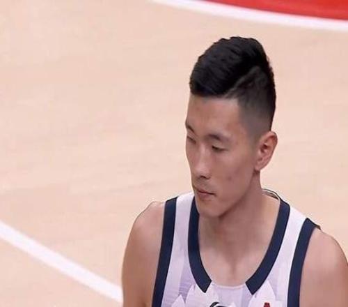邱彪選錯戰(zhàn)術核心，用人隨機高詩巖只是藍領山東男籃外援需調整
