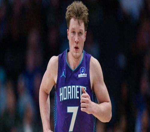 一戰(zhàn)創(chuàng)兩項歷史第一，4號秀20+5三分太狠！恭喜NBA迎來庫里接班人