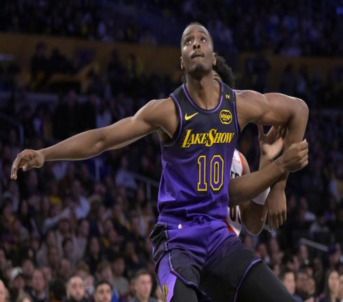 緊急簽約！10天合同，灰熊簽下湖人邊緣人中鋒，場均2+2夠用嗎