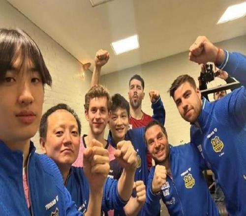 樊振東迎歐冠首勝，模仿C羅解鎖了新的慶祝動作“Siu”