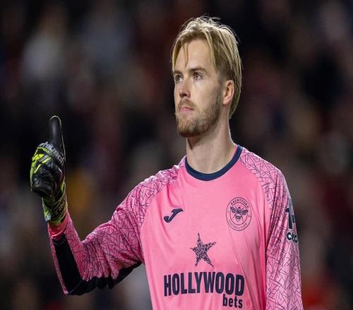 凱萊赫：我從阿利松身上學到了很多，他是英超最好的門將