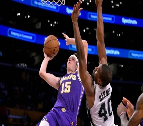 湖人隊主教練JJ雷迪克談到了，里夫斯本賽季入選全明星的幾率