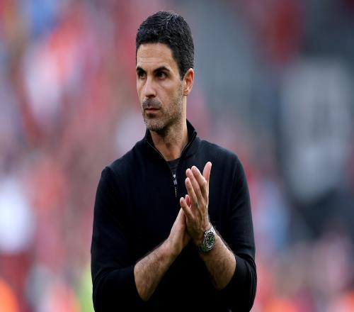 一日英超動(dòng)向：曼市雙雄激烈爭搶塞梅尼奧，阿森納點(diǎn)射晉級下輪