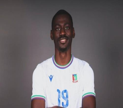 代表赤道幾內亞出征，申花外援阿蘇埃曬照：第三次非洲杯之旅