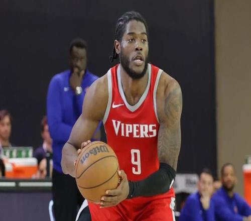 手感又回到了冰點，火箭二隊鋒線新秀的三分命中率也太不穩(wěn)定了