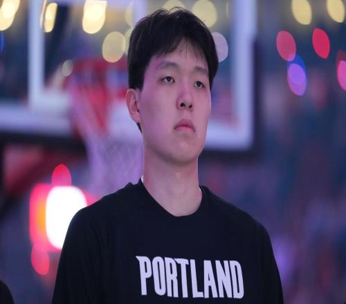 NBA開(kāi)拓者惹眾怒，棄用楊瀚森引連鎖反應(yīng)，當(dāng)?shù)厍蛎约娂娡似狈磽?/>
                                </a>
                            </div>
                            <div   id=