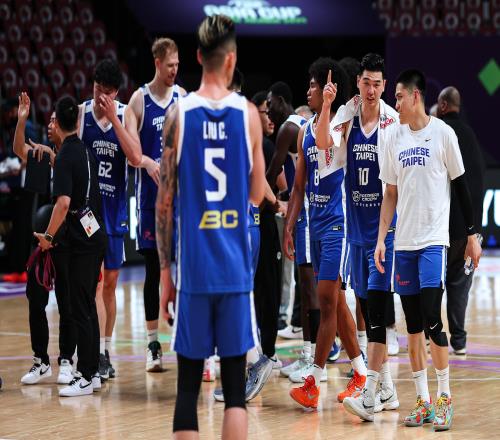 菲律賓將迎戰(zhàn)中國男籃中國臺北籃協(xié)正向FIBA詢問主場變動原因_CBA直播