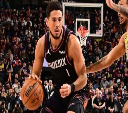 布克21+11詹姆斯23+6太陽(yáng)主場(chǎng)大勝湖人