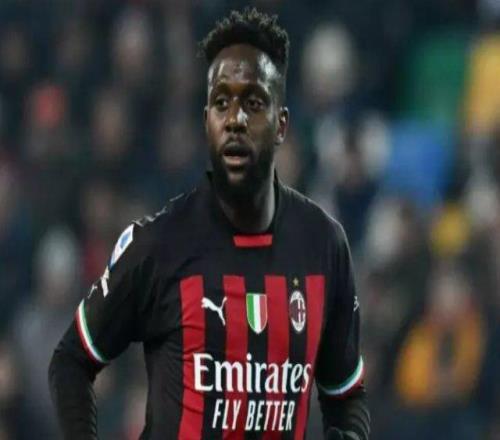 AC米蘭與奧里吉解約