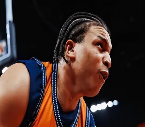 CBA勁旅20分慘敗，戰(zhàn)績(jī)一勝四負(fù)，球迷：留給丁團(tuán)長(zhǎng)的時(shí)間不多啦