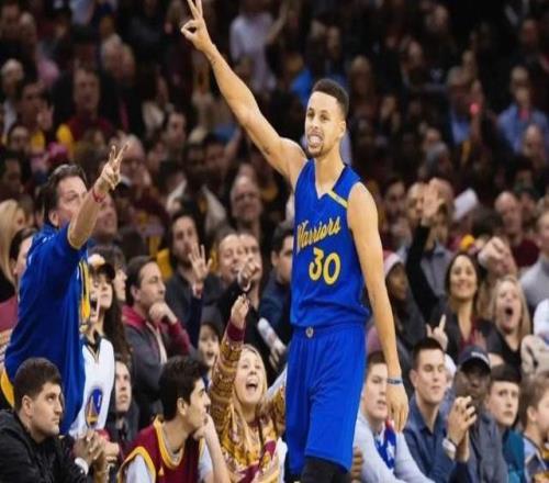 庫里：我對圣誕大戰(zhàn)沒什么特別回憶，因為我沒打出過好的表現(xiàn)