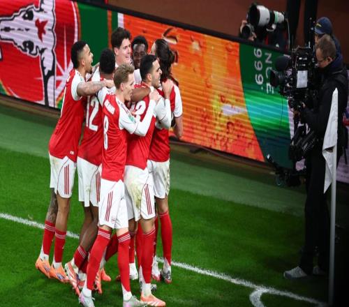 一場98上演點球決戰(zhàn)，英超領(lǐng)頭羊驚險晉級，將對決切爾西