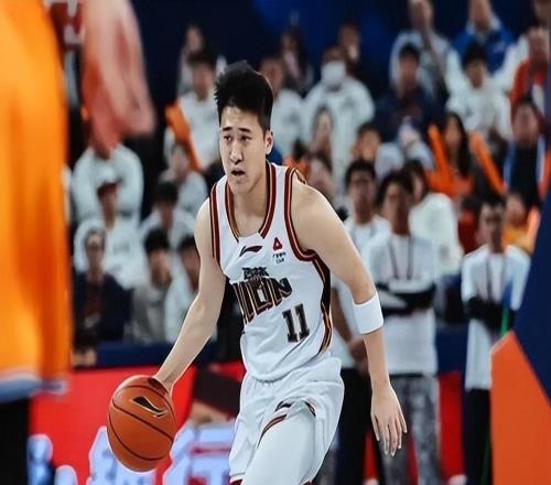 力壓徐杰入選最佳陣！CBA又一國產(chǎn)后衛(wèi)爆發(fā)，罰球100%給郭士強看