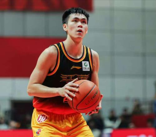 最佳新秀沒跑了！轟34分6板4助成江蘇頭牌，名記：全明星大有希望