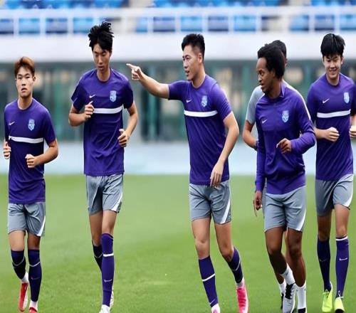 津門(mén)虎報(bào)價(jià)哥倫比亞鋒霸！球員經(jīng)紀(jì)人也官宣確認(rèn)，球迷直言不可信