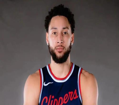 不打NBA改當(dāng)老板！手握2億美金，有錢就是任性！