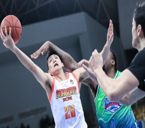 14投狂轟34分6板！CBA又殺出一天才后衛(wèi)：國家隊(duì)會有他一席嗎