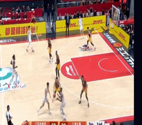 26歲廣西球王，在質(zhì)疑聲中成為本土得分王