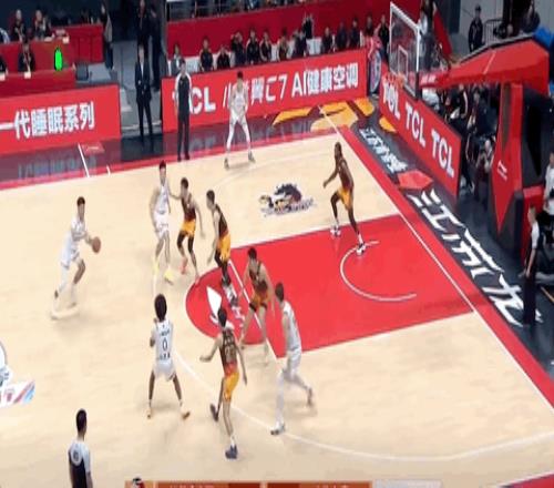 26歲廣西球王，在質(zhì)疑聲中成為本土得分王