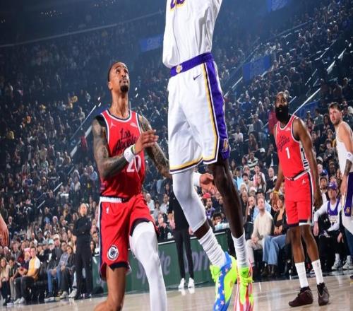 詹皇又將刷兩歷史首人紀錄！41歲劍指22連全明星1點已前無古人