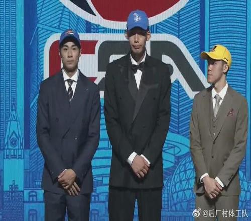 26歲廣西球王，在質(zhì)疑聲中成為本土得分王