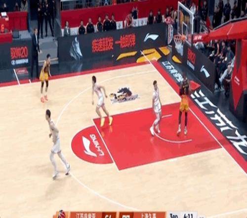 26歲廣西球王，在質(zhì)疑聲中成為本土得分王