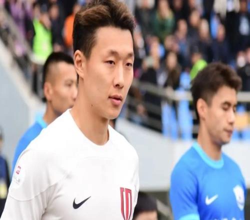 4連冠穩(wěn)了海港開(kāi)啟引援模式，簽中國(guó)男足3猛將！距完美只差一步