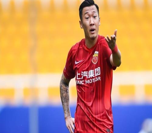 國(guó)安搶不贏！海港或免簽山東泰山外租全能中場(chǎng)，徐新最佳接班人