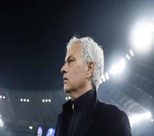 布蘭科稱西甲媒體的報道有些過分，阿隆索要有穆里尼奧的魄力