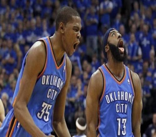 NBA官媒稱哈登杜蘭特曾是雷霆的兄弟，哈登轉(zhuǎn)發(fā)：現(xiàn)在也是！