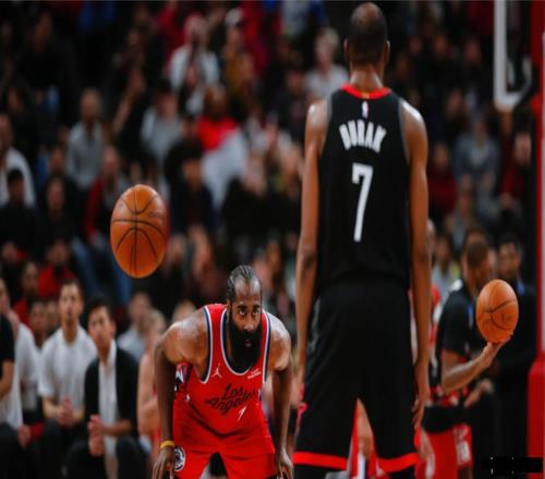 爆冷20分慘敗，又遭25分逆轉(zhuǎn)！成為NBA最大偽強(qiáng)隊(duì)，離散伙不遠(yuǎn)了