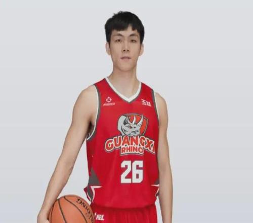 26歲廣西球王，在質(zhì)疑聲中成為本土得分王