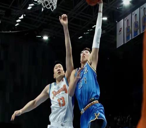 CBA再鬧出笑話，五場(chǎng)比賽三大教練下課，周琦腰傷拒絕打新疆隊(duì)