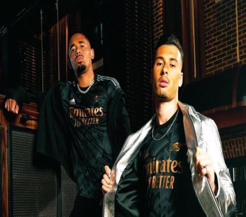 馬丁內(nèi)利：成為圣誕冠軍的感覺很棒有機會就陪在熱蘇斯身邊