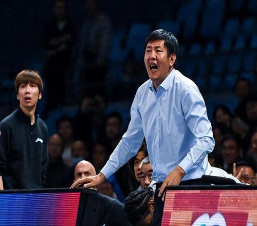 媒曝！CBA57歲主教練下課！成績五戰(zhàn)四負(fù)，外籍助教被扶正