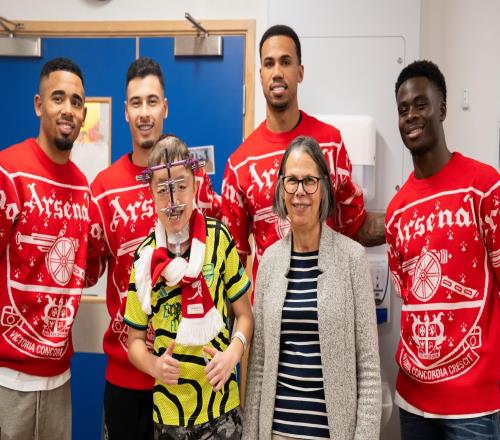 馬丁內利：球迷給我們提供動力并激勵我們，我們是一家人