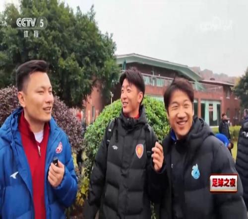 楊旭談到為中國足球付出的青春并希望將經(jīng)驗(yàn)傳遞給年輕一代_中超直播