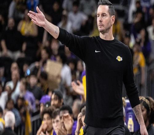 帕金斯：雷迪克公開抨擊球員可愛又好笑，他總歸咎于別人