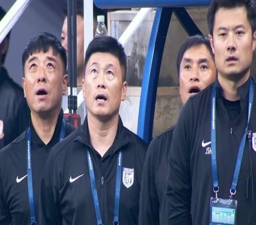 賈順浩告別大連，踢重慶得出奇招劉祝潤暫回海港冬訓穆帥定去留