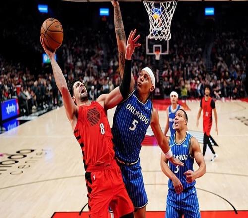 不足以帶領(lǐng)球隊(duì)取得成功！開(kāi)拓者鋒線球星還是吃不下那么多球權(quán)